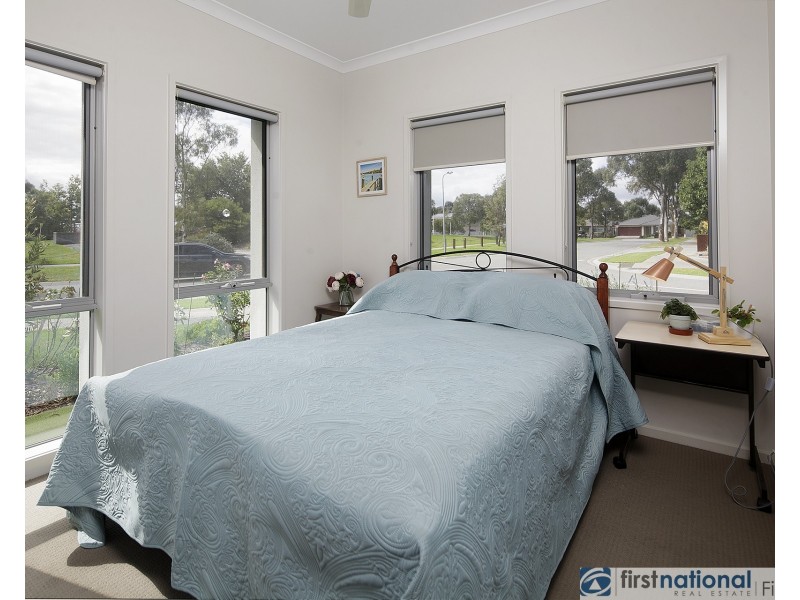 13 Nobel Drive, Cranbourne West VIC 3977