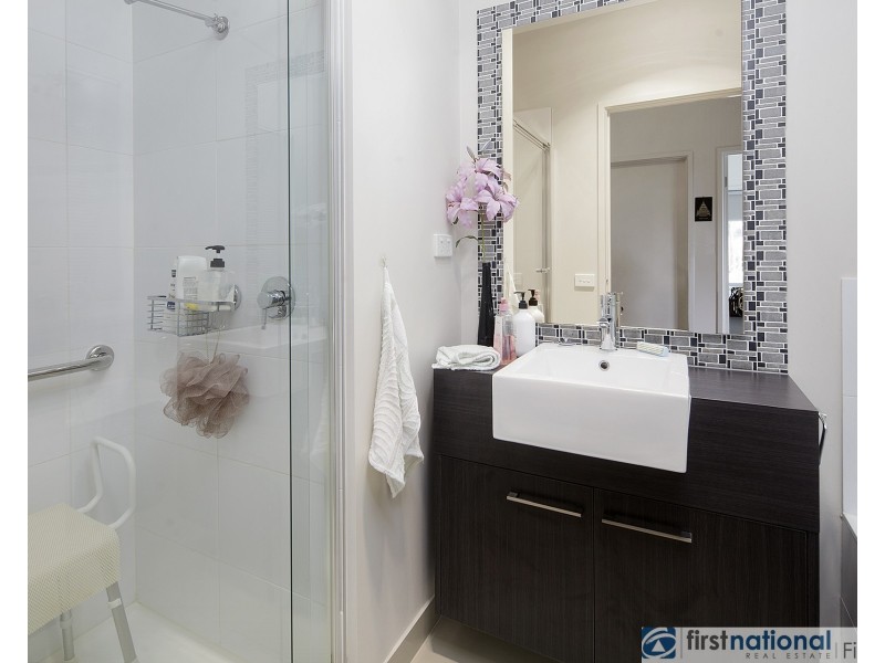 13 Nobel Drive, Cranbourne West VIC 3977