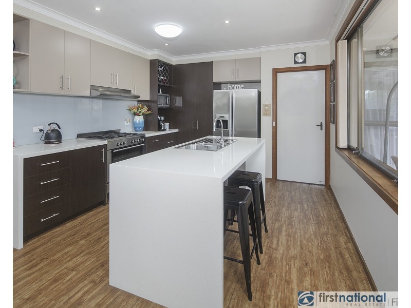 15 Rimfire Crescent, Cranbourne VIC 3977