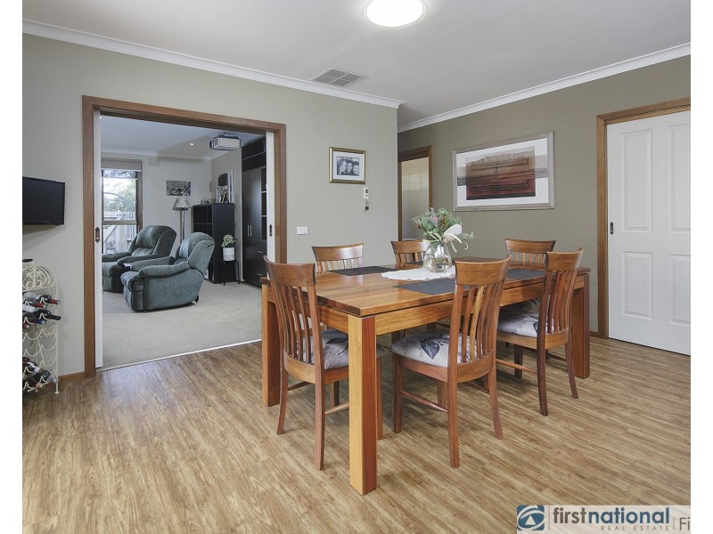 15 Rimfire Crescent, Cranbourne VIC 3977