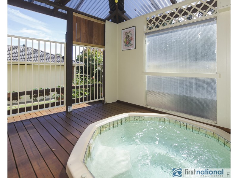 15 Rimfire Crescent, Cranbourne VIC 3977