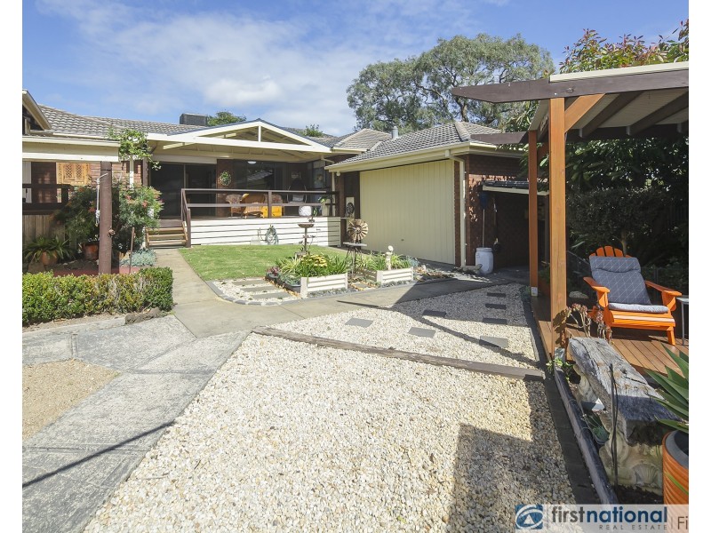 15 Rimfire Crescent, Cranbourne VIC 3977