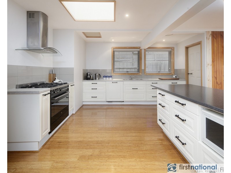 13 Highview Avenue, Cranbourne VIC 3977