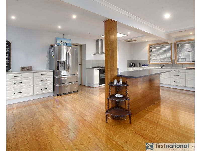 13 Highview Avenue, Cranbourne VIC 3977