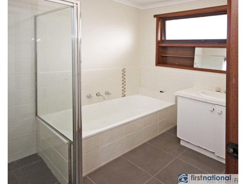 15 Donnelly Court, Cranbourne VIC 3977