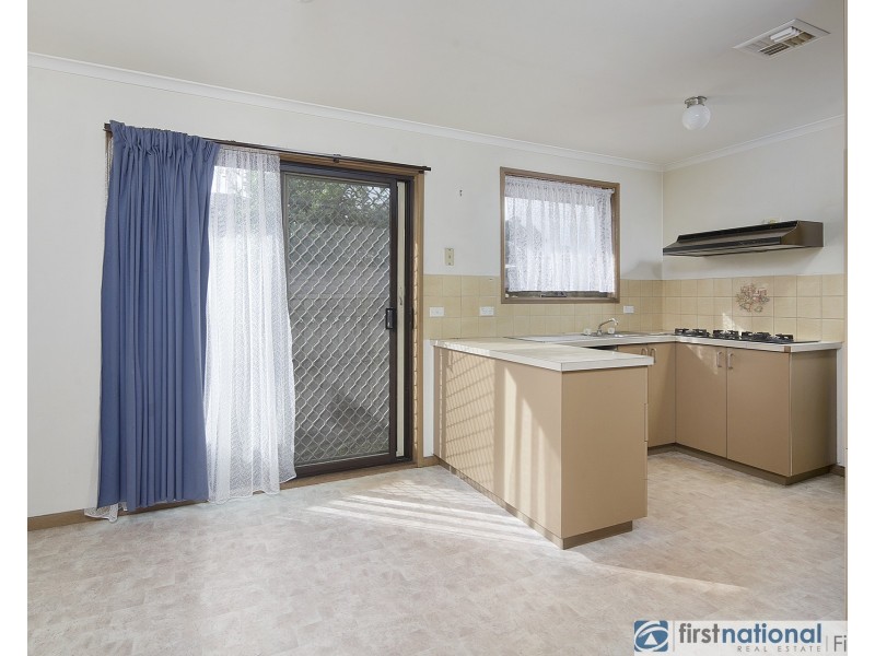 2/44 Robjant Street, Hampton Park VIC 3976