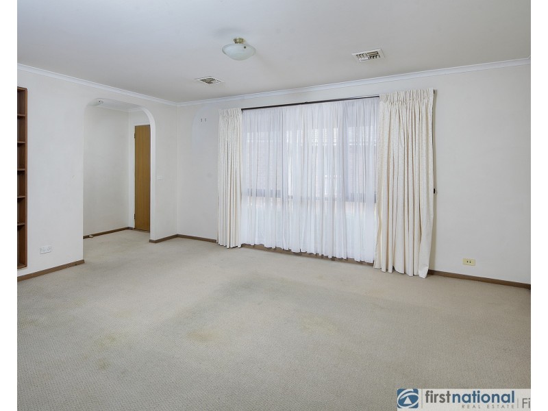 2/44 Robjant Street, Hampton Park VIC 3976