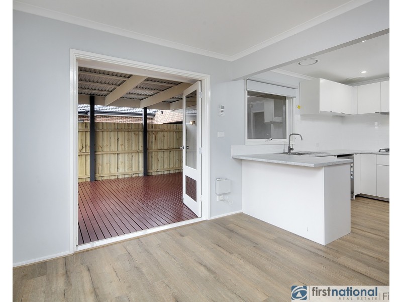 1/24 Damian Court, Cranbourne VIC 3977