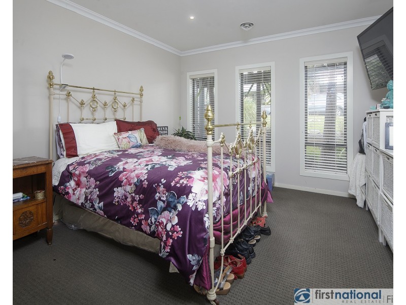 13 Ralron Court, Pakenham VIC 3810