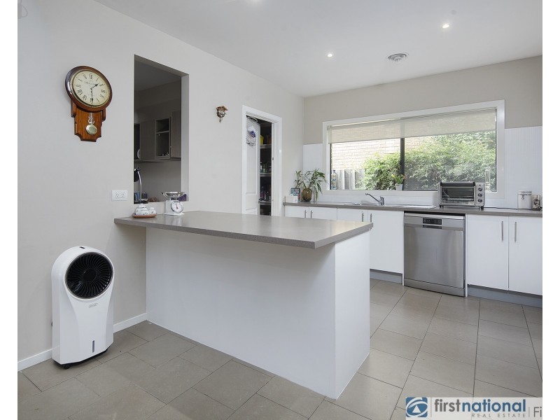 13 Ralron Court, Pakenham VIC 3810