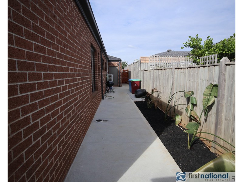 14 Kelton Avenue, Clyde North VIC 3978