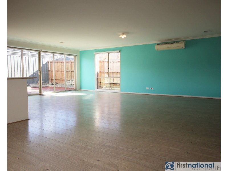 9 Annabella Street, Cranbourne East VIC 3977