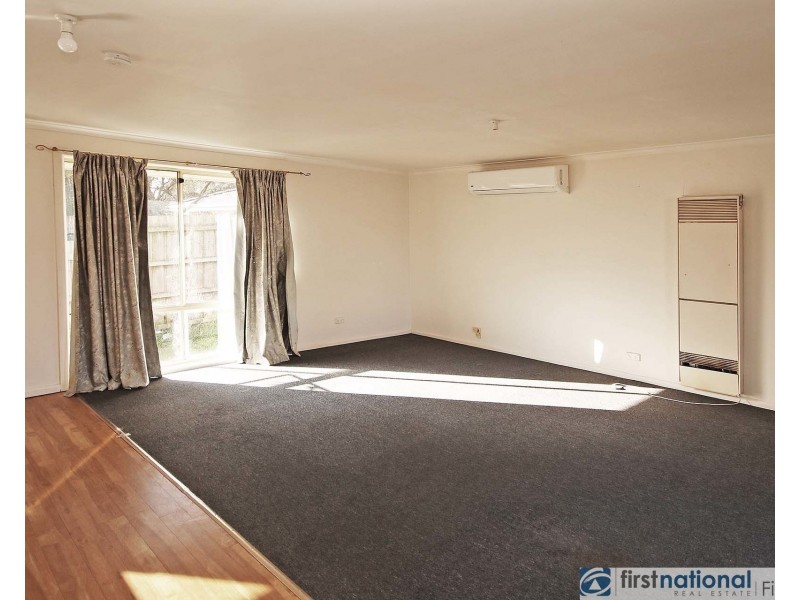 2/25 Rouse Street, Cranbourne VIC 3977