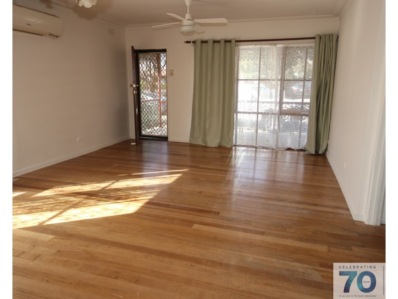 9 Highview Avenue, Cranbourne VIC 3977