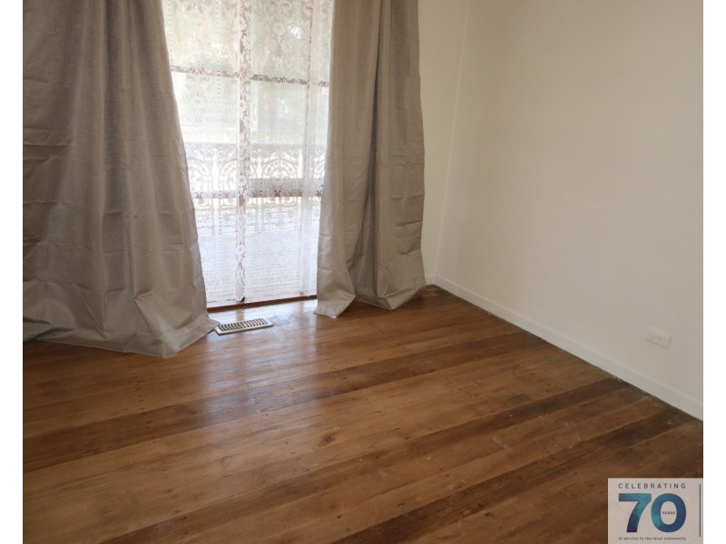 9 Highview Avenue, Cranbourne VIC 3977