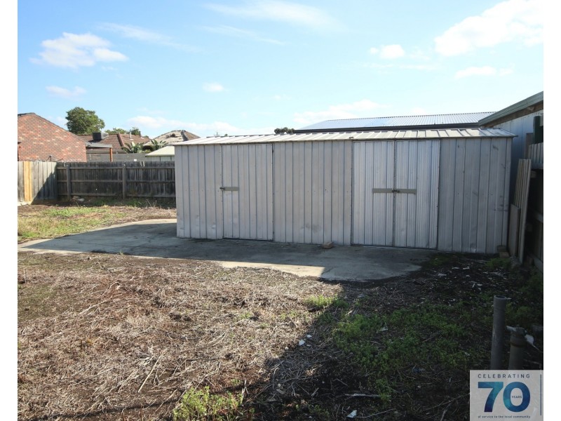 9 Highview Avenue, Cranbourne VIC 3977