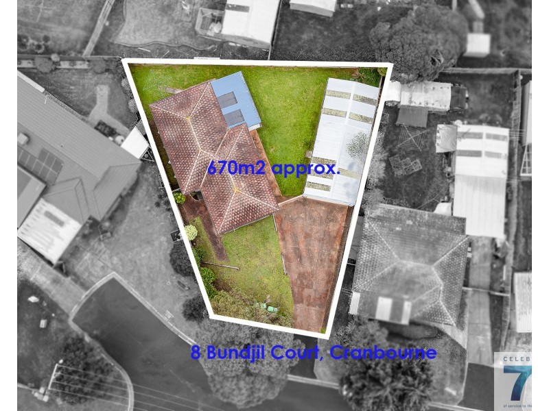 8 Bundjil Court, Cranbourne VIC 3977