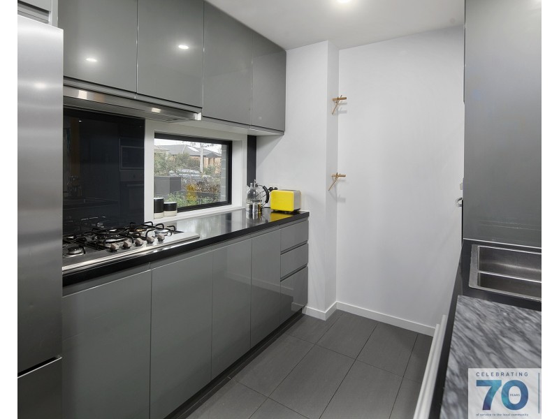 12B Alarah Boulevard, Cranbourne West VIC 3977