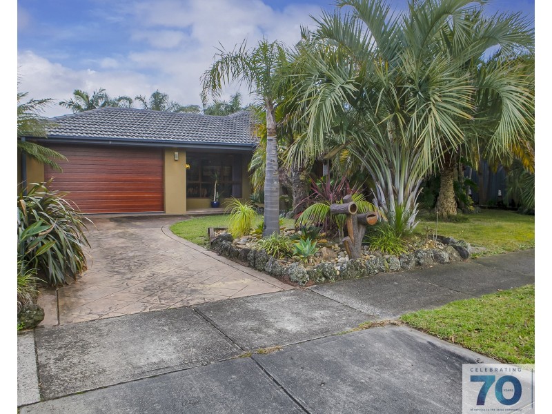19 Baystone Drive, Cranbourne VIC 3977