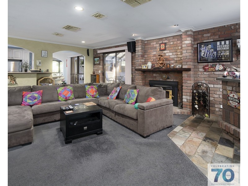 19 Baystone Drive, Cranbourne VIC 3977