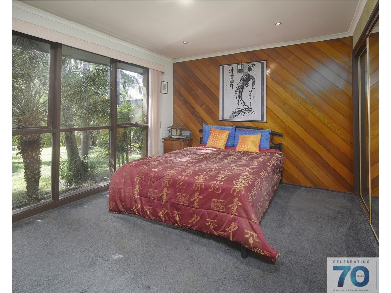 19 Baystone Drive, Cranbourne VIC 3977