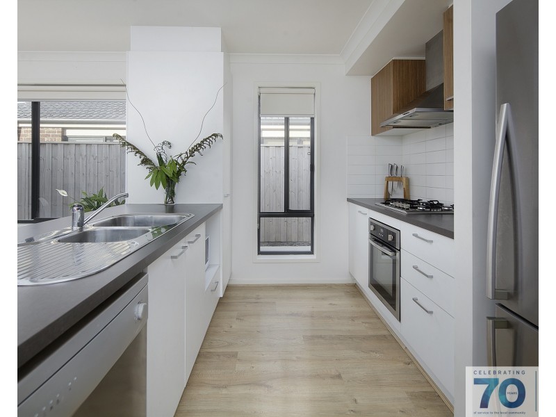 5 Bellman Avenue, Clyde VIC 3978