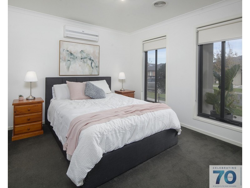 5 Bellman Avenue, Clyde VIC 3978