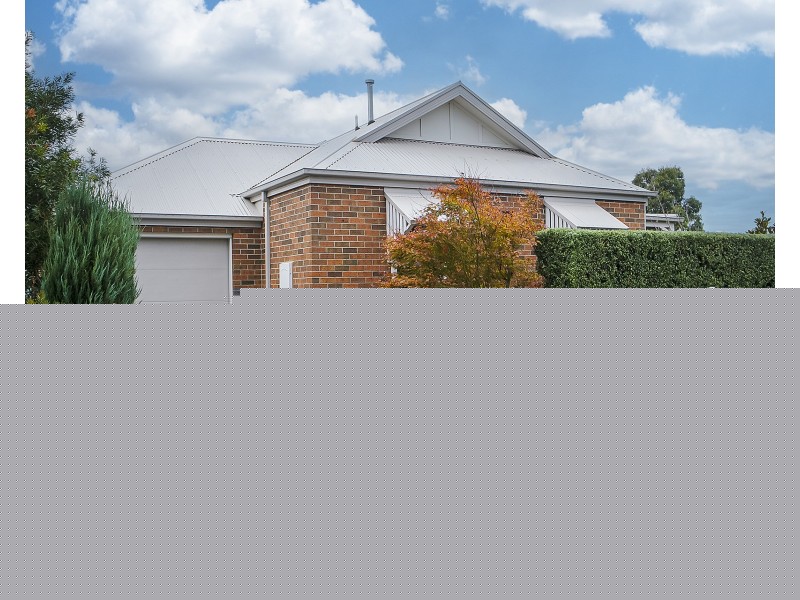 9 Daws Street, Cranbourne East VIC 3977