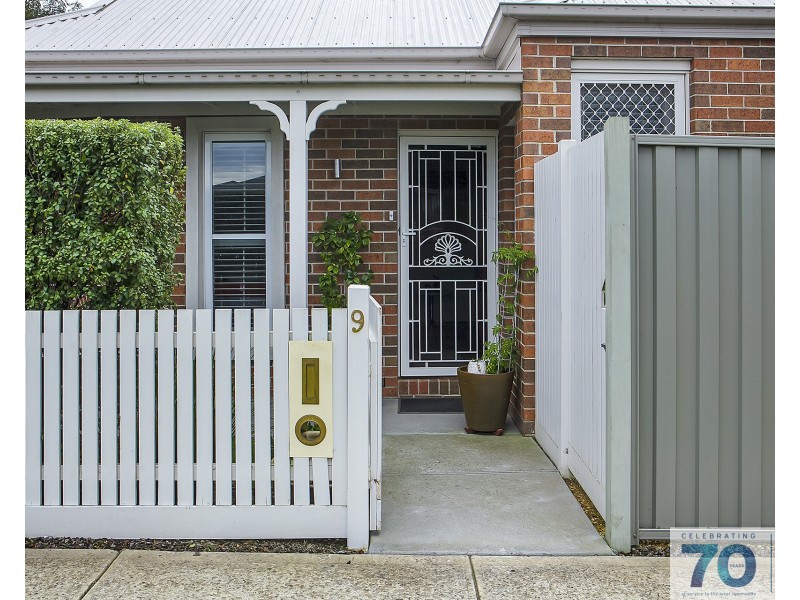 9 Daws Street, Cranbourne East VIC 3977