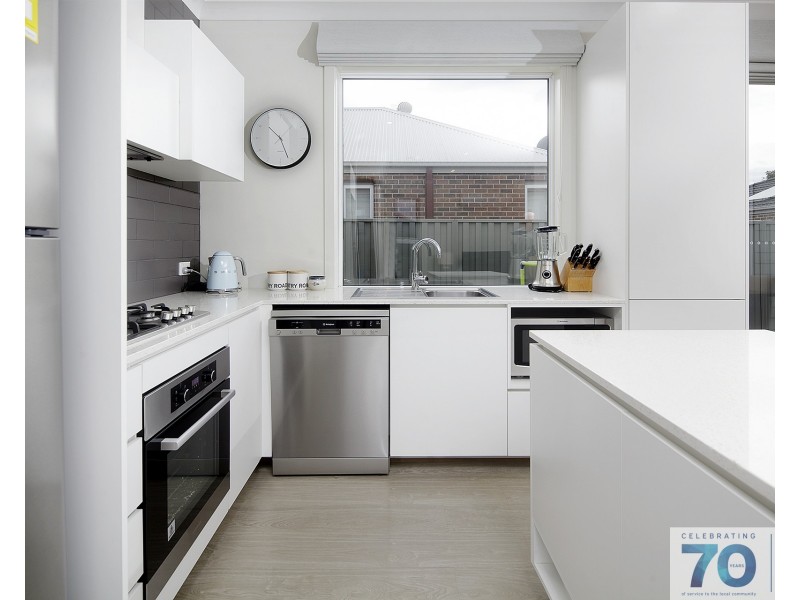 9 Daws Street, Cranbourne East VIC 3977