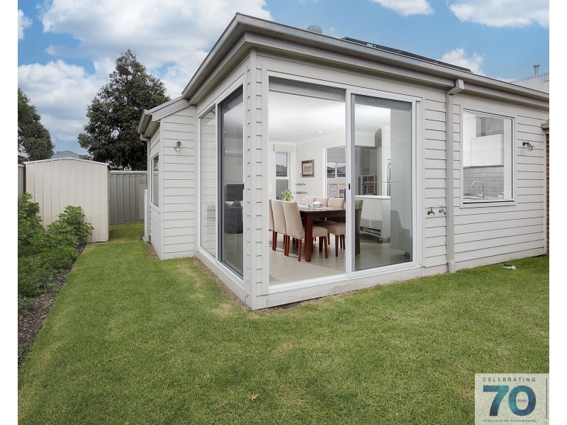 9 Daws Street, Cranbourne East VIC 3977