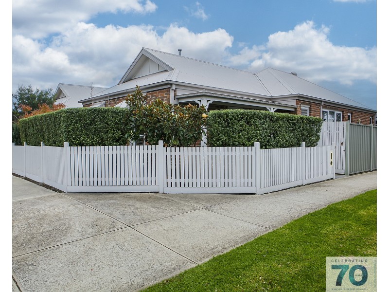 9 Daws Street, Cranbourne East VIC 3977