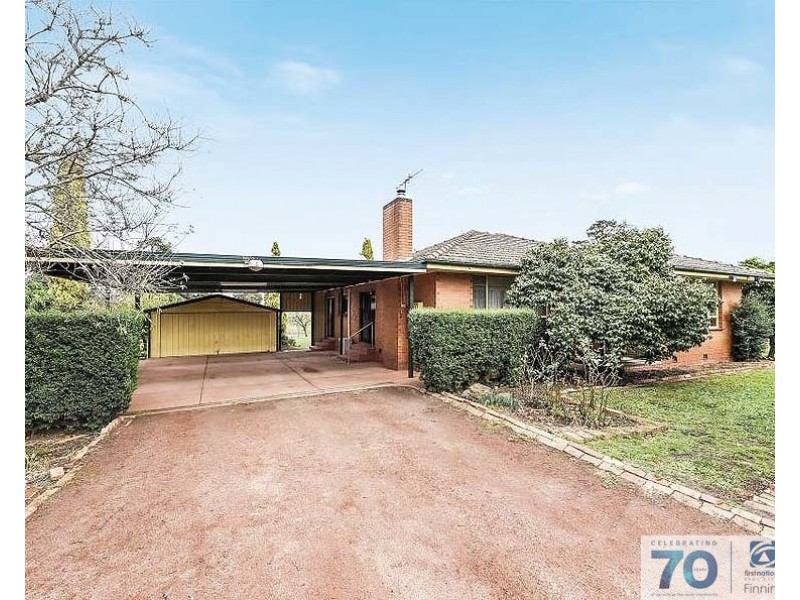 18 Olive Road, Devon Meadows VIC 3977