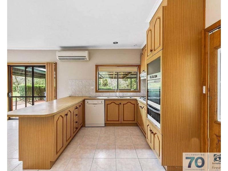 18 Olive Road, Devon Meadows VIC 3977