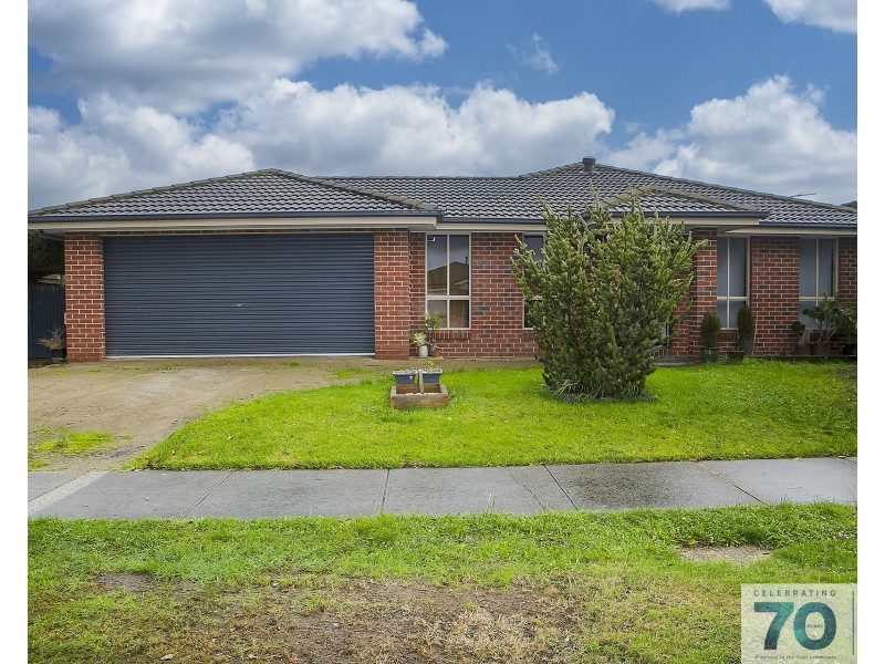 9 Dryandra Place, Cranbourne VIC 3977