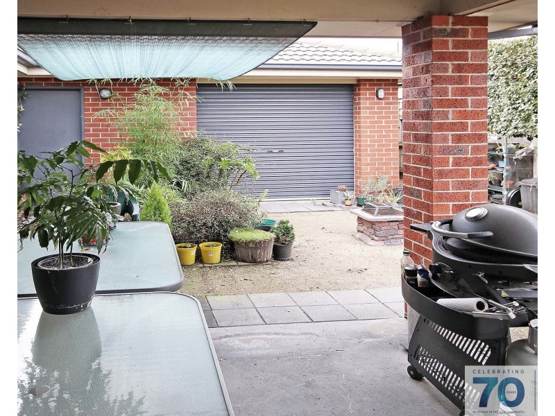 9 Dryandra Place, Cranbourne VIC 3977