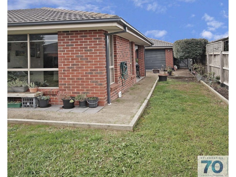 9 Dryandra Place, Cranbourne VIC 3977