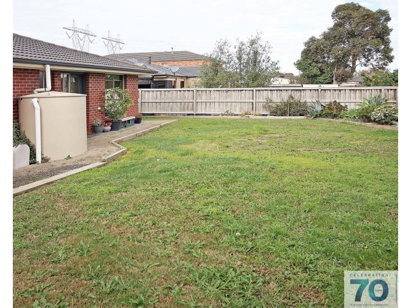 9 Dryandra Place, Cranbourne VIC 3977