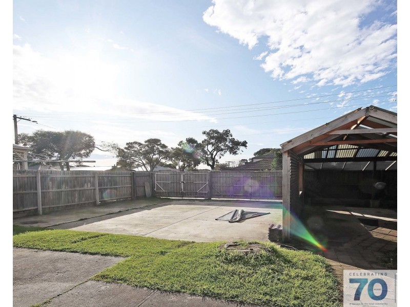 13 Highview Avenue, Cranbourne VIC 3977