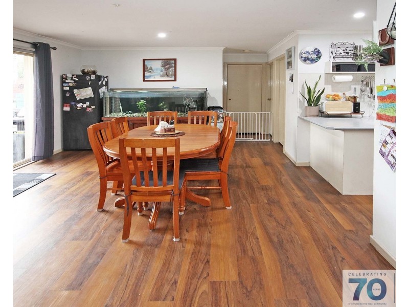 44 Willora Crescent, Cranbourne West VIC 3977