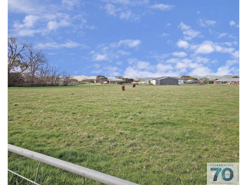 18 Hade Avenue, Bass VIC 3991