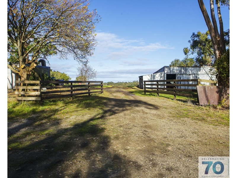 1260 Mcdonalds Track, Nyora VIC 3987