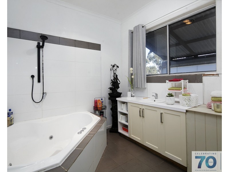 1260 Mcdonalds Track, Nyora VIC 3987