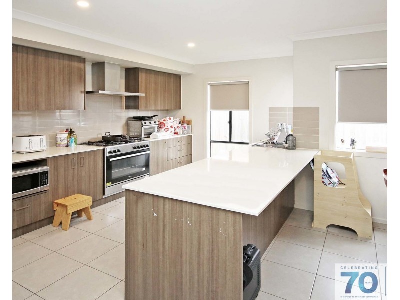 4 Fiorelli Boulevard, Cranbourne East VIC 3977