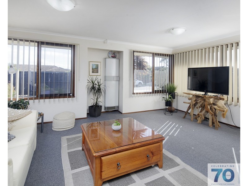 12 McLaren Avenue, Cranbourne VIC 3977