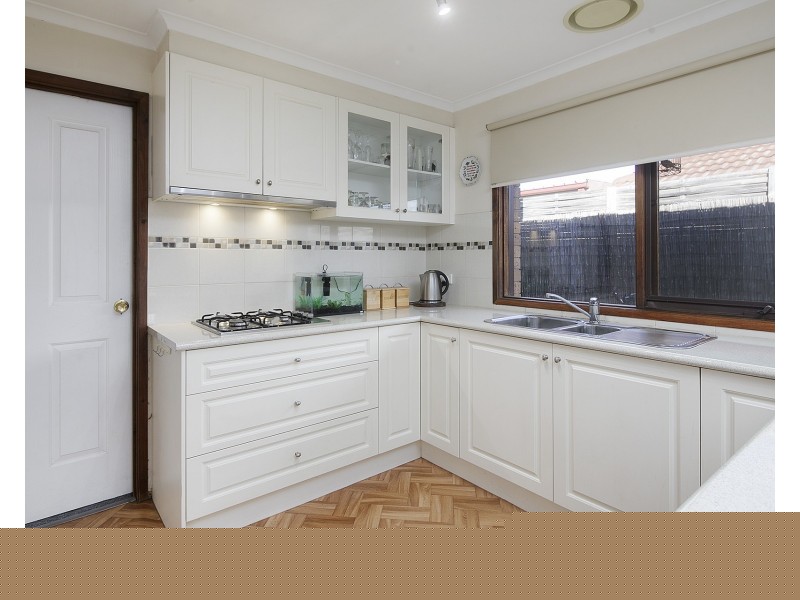 12 McLaren Avenue, Cranbourne VIC 3977