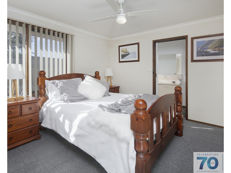 12 McLaren Avenue, Cranbourne VIC 3977