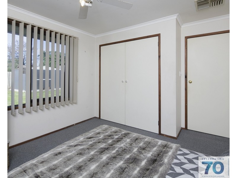 12 McLaren Avenue, Cranbourne VIC 3977