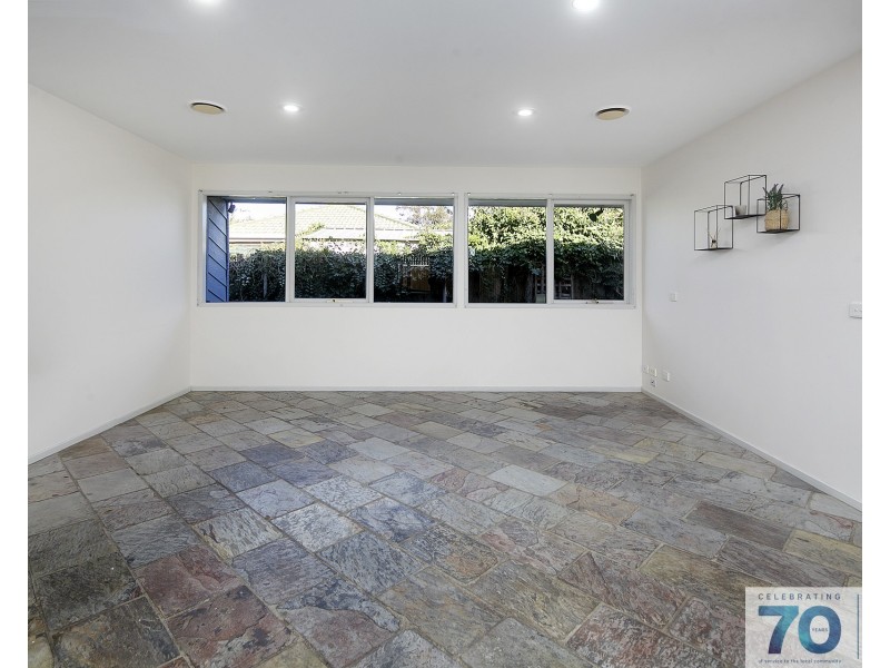 59 Lawless Drive, Cranbourne North VIC 3977