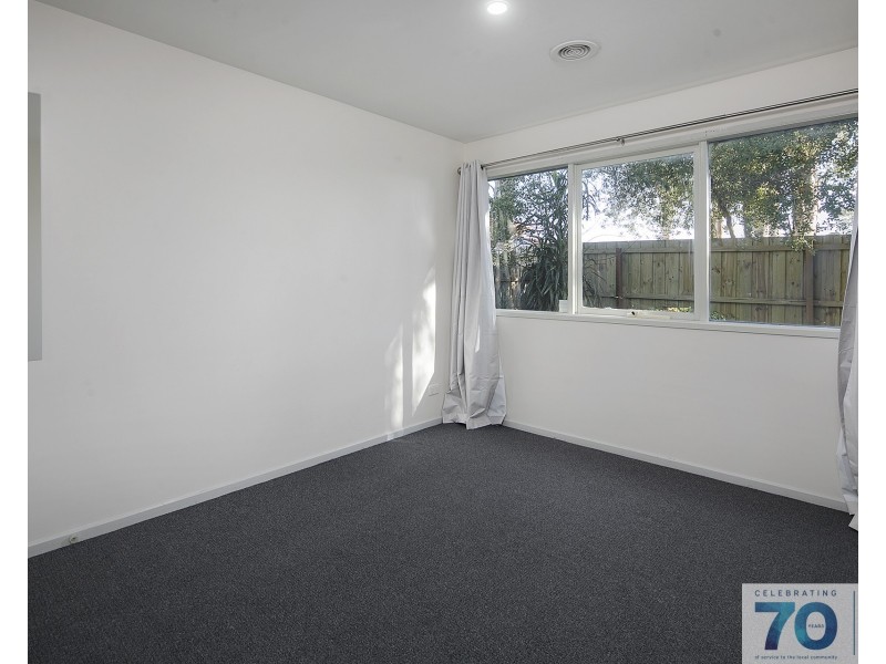 59 Lawless Drive, Cranbourne North VIC 3977